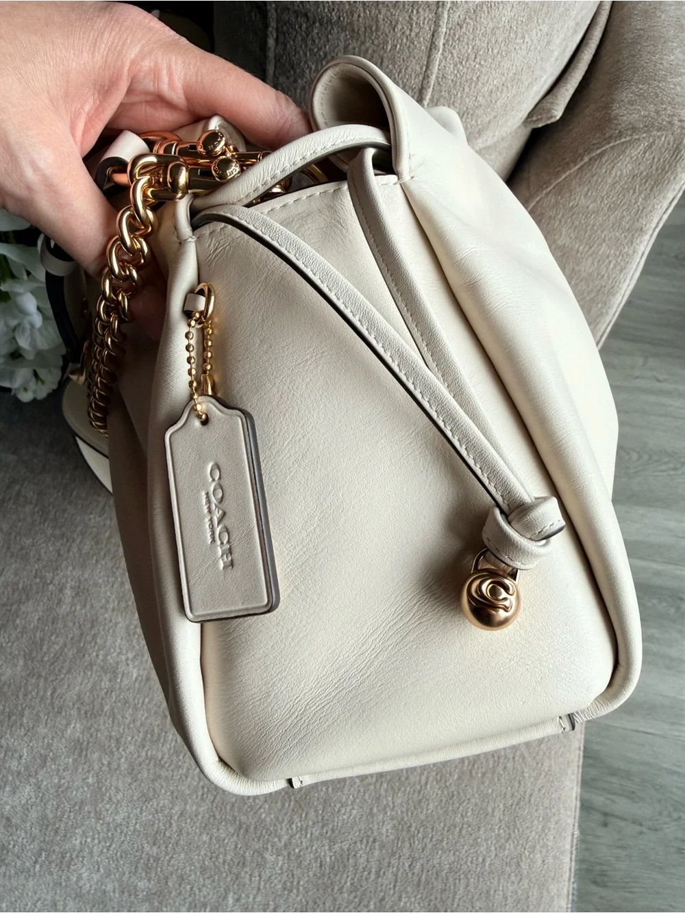 Coach Large Faye Bag Soft Leather Shoulder Bag in Chalk with Gold Chain